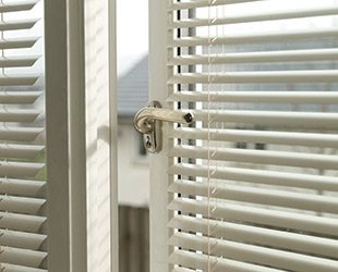 venetian-blinds-serv